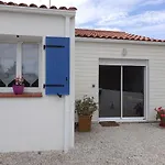 Lumineux Dans La Coulee Verte A Gilles Croix De Vie Saint-Gilles-Croix-de-Vie