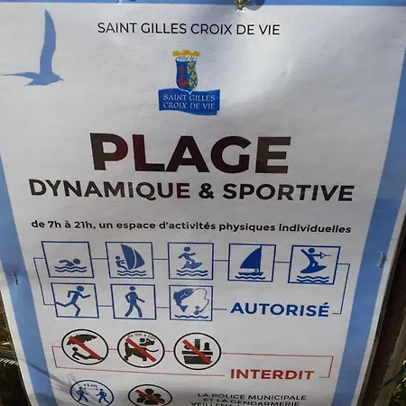 Lumineux Dans La Coulee Verte A Gilles Croix De Vie